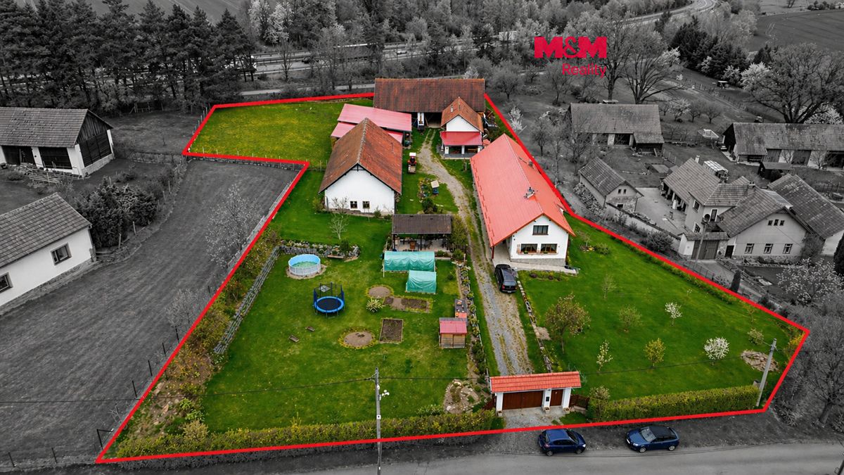 Prodej rodinného domu 158 m², pozemek 5485 m²